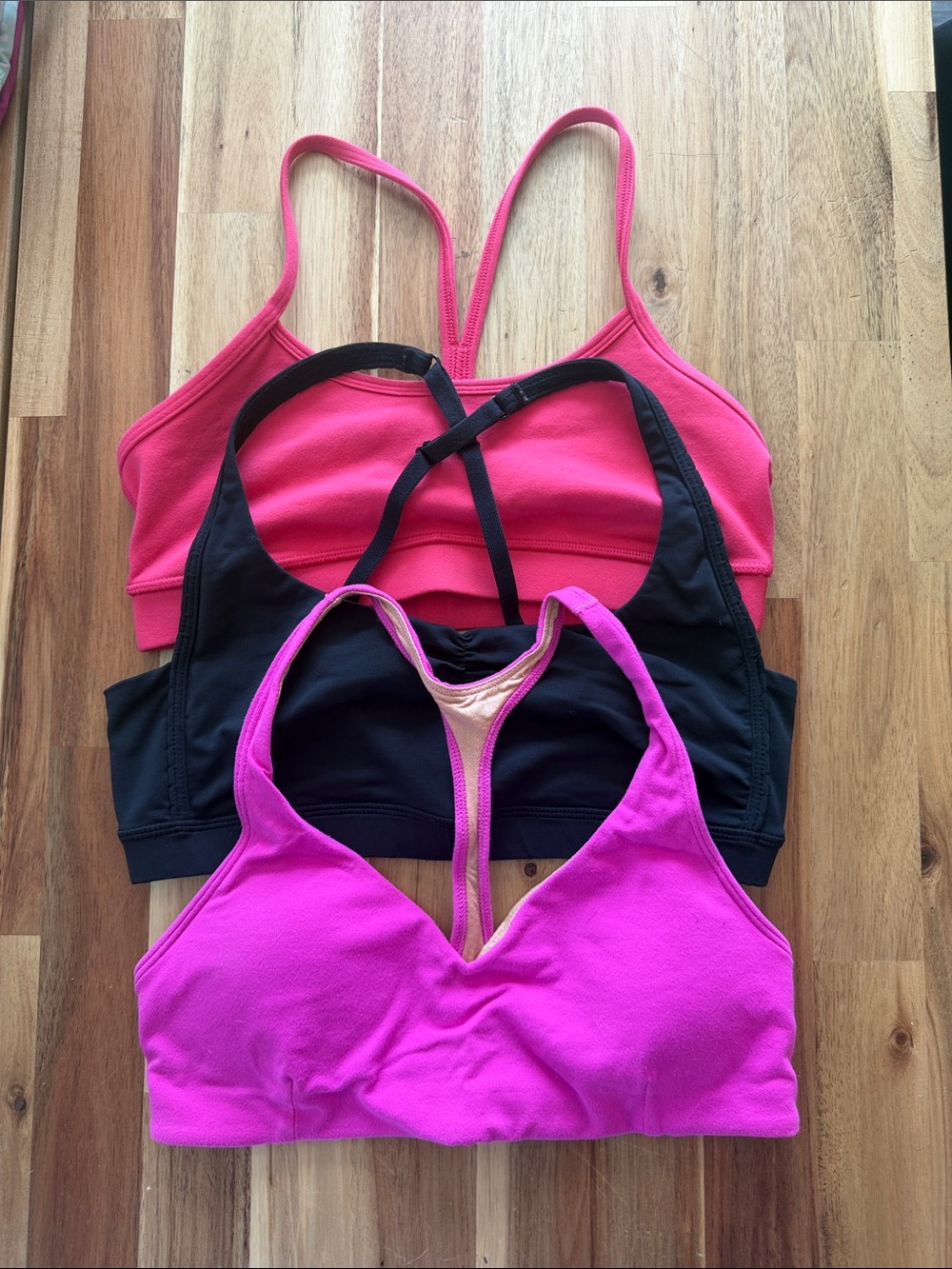 Lululemon sports bras size 6